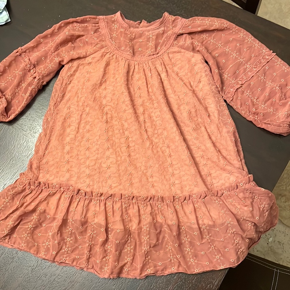 Very pretty dress.  No stains.